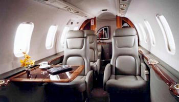 Lear 65